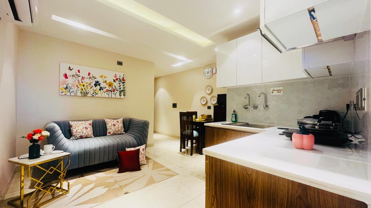 Zen Suites Gurgaon - Luxe Stays Collection Eksteriør bilde