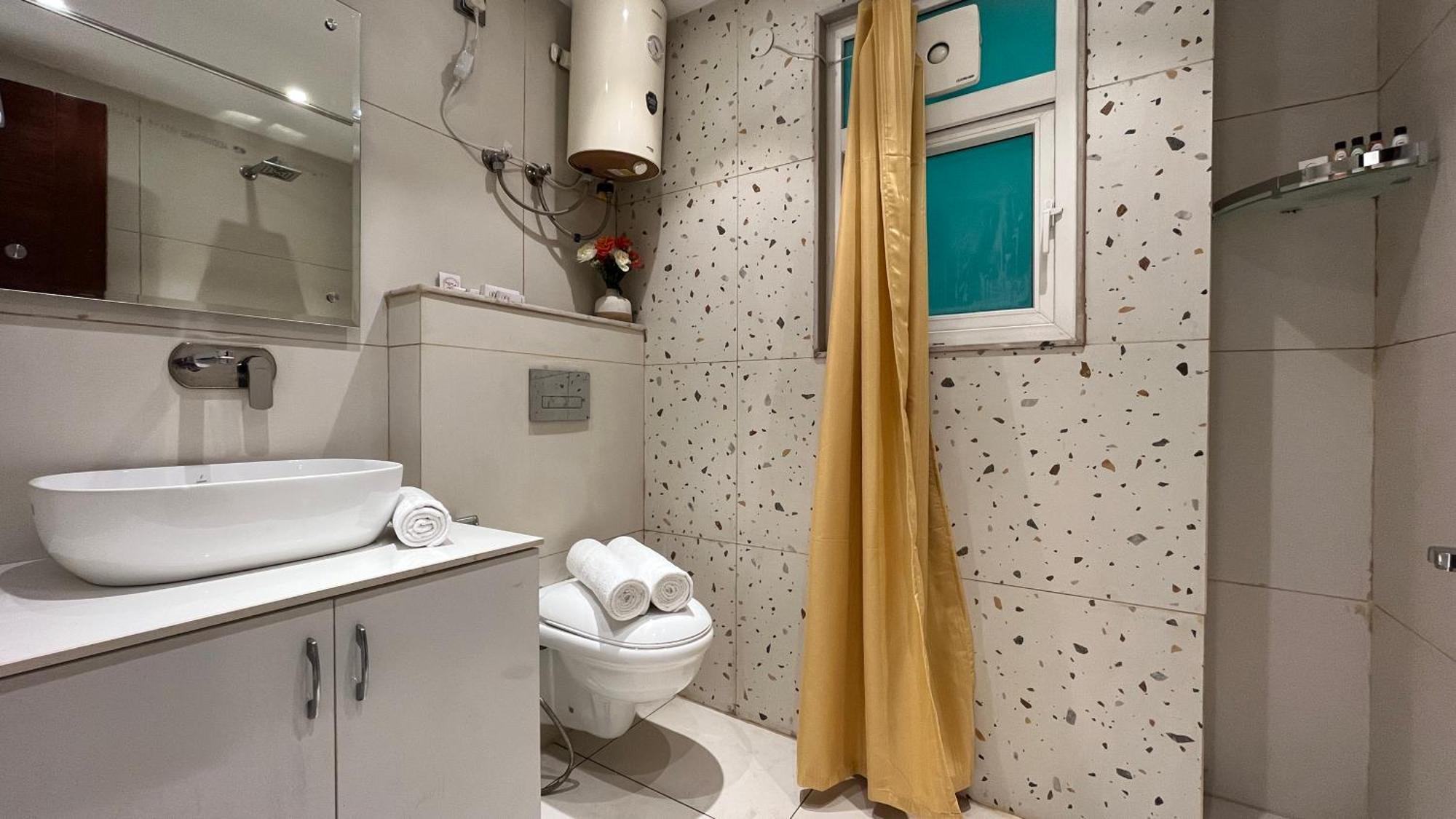 Zen Suites Gurgaon - Luxe Stays Collection Eksteriør bilde